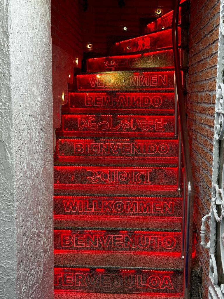 Taksim Istiklal Suites Istanboel Buitenkant foto