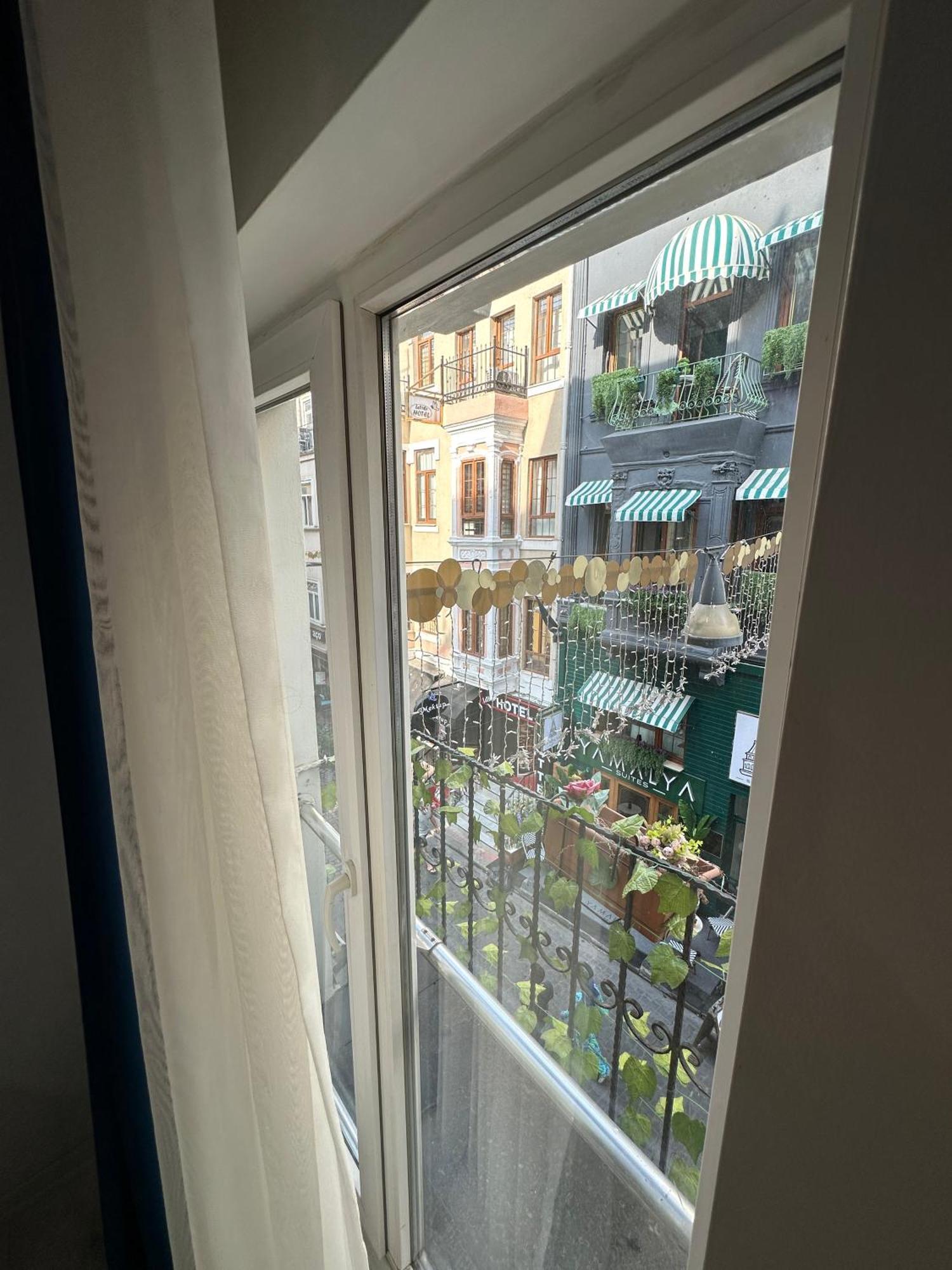 Taksim Istiklal Suites Istanboel Buitenkant foto