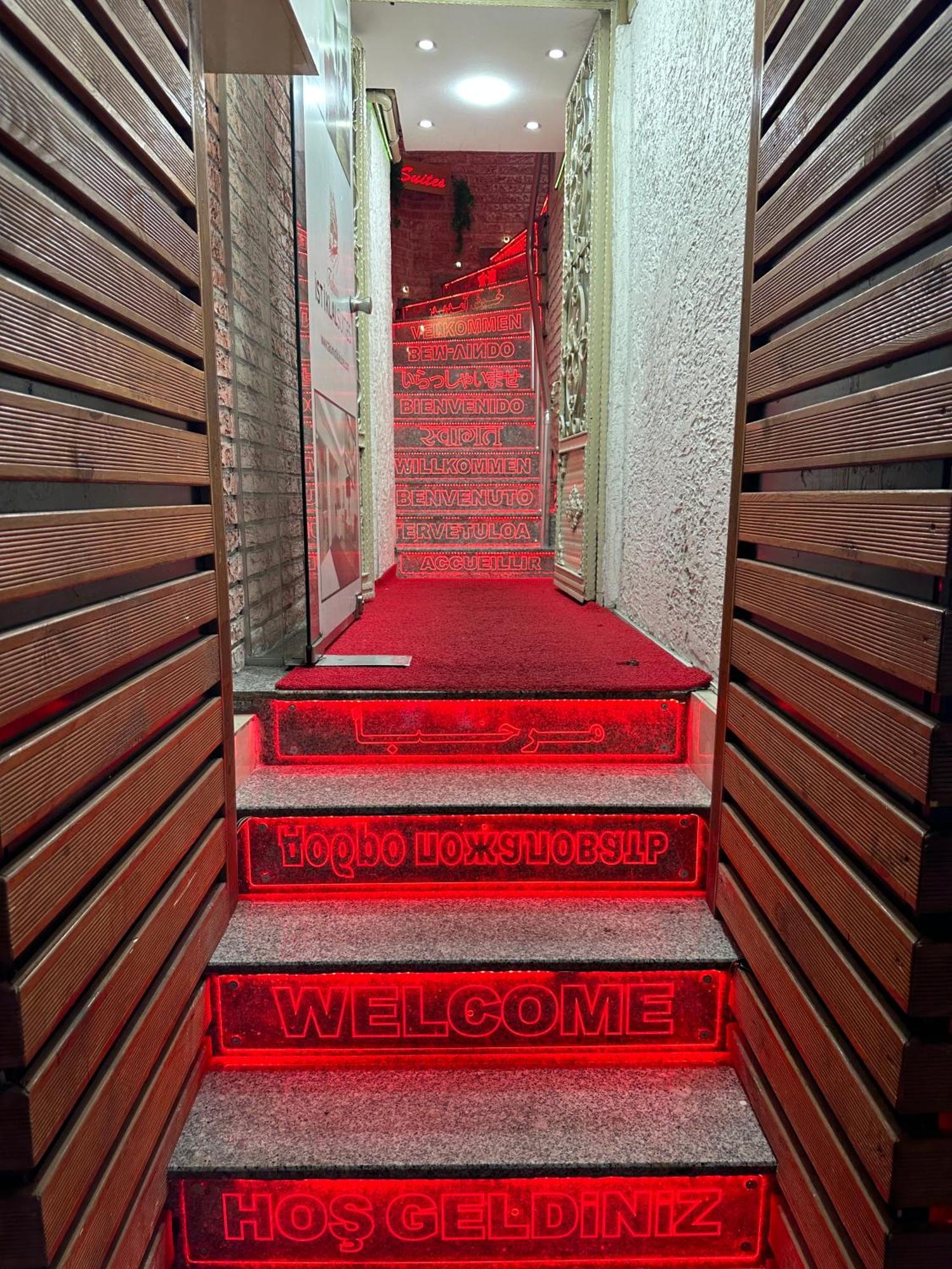 Taksim Istiklal Suites Istanboel Buitenkant foto